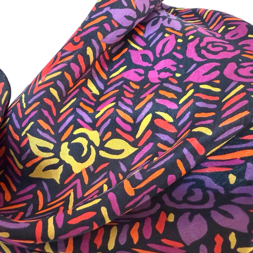Vintage Honey Japan 100% Silk Floral & Chevron Print Scarf – 10" x 52" - Picture 5 of 8
